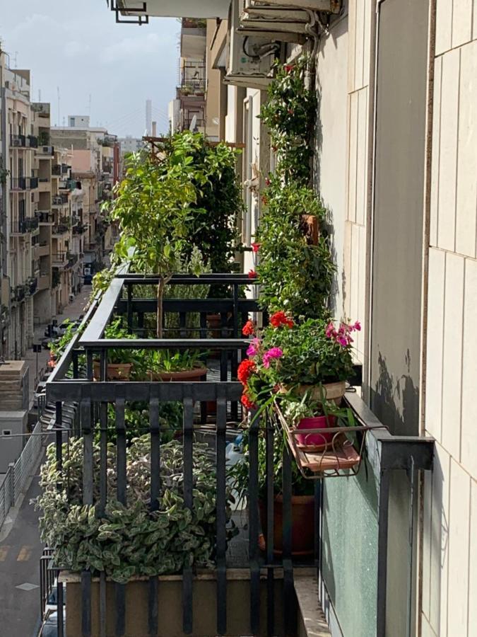 Apartment city center eighty-five Bari Exterior foto